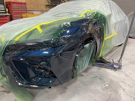 Perfect blue metallic paint repair on Lexus vehicle - Mas Chingon Bodyshop Terrell color matching experts